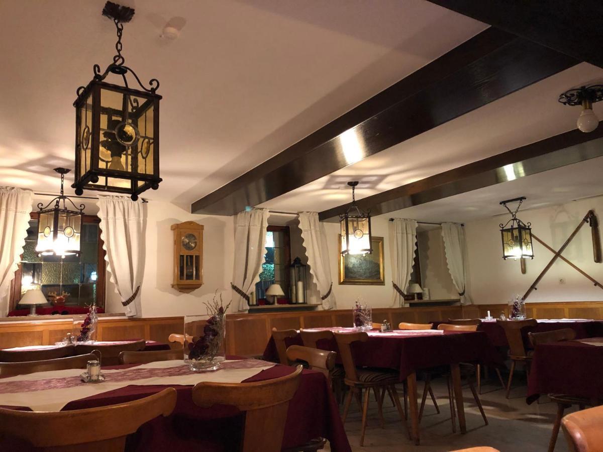 Gasthof Adler Schillingsfürst Dış mekan fotoğraf